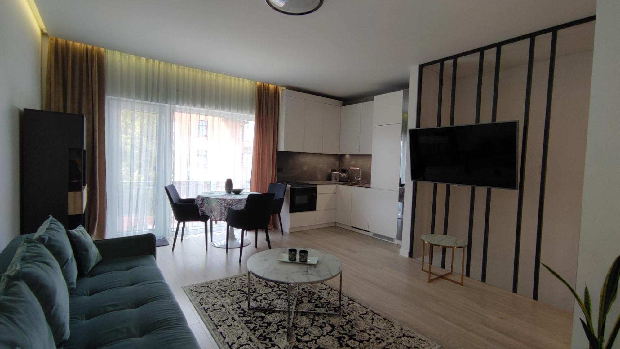 New J&R Apartment Near Girstutis, Free Private Parking & Self Check-In Kaunas Exterior foto